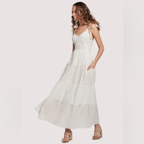 chinese dress ladies Countryside Picnic Maxi Dress // LAVENDER – Love, Poppy main image 1